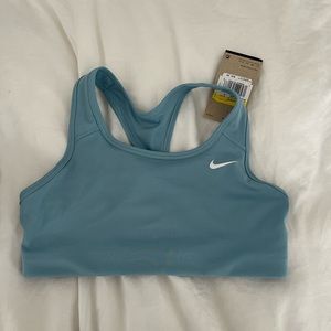 NWT Nike sports bra